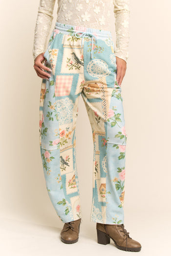 Davi & Dani Floral Print Patchwork Joggers in Blue Combo