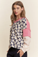 Load image into Gallery viewer, J.nna Mixed Fabric Relaxed Fit Top in Navy Pink
