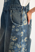 Load image into Gallery viewer, Easel Washed Denim and Flower Print Overalls in Flower Denim
