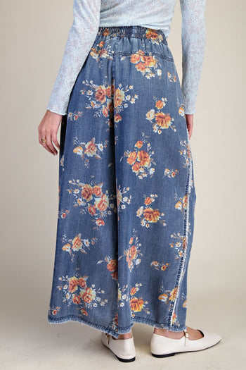 Easel Flower Print Chambray Pants in Washed Denim