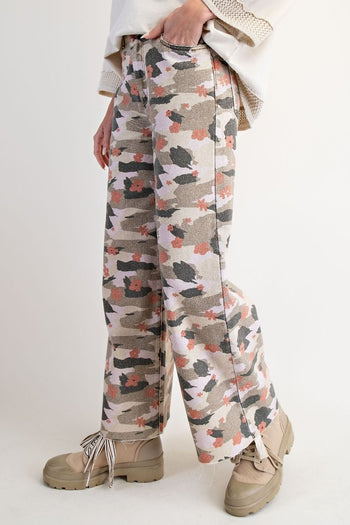 Easel Camouflage Print Washed Twill Pants in Sage Olive