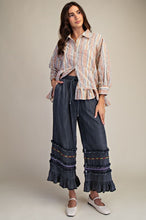 Load image into Gallery viewer, Easel Ruffle Bottom Stone Washed Chambray Pants in Black Denim
