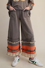 Load image into Gallery viewer, Easel Terry Knit Pant with Contrasting Color Mix Bottom Hem in Ash
