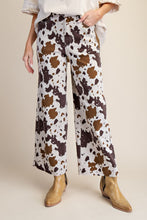 Load image into Gallery viewer, Easel Cow Print Twill Pants in Mushroom
