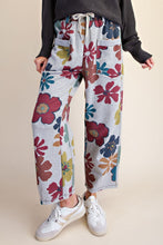 Load image into Gallery viewer, Easel Floral Print Mineral Washed Terry Pants in Heather Grey
