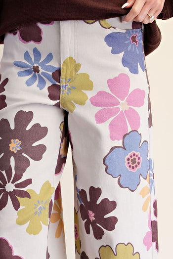Easel Floral Print Enzyme Washed Stretch Twill Pants in Stone