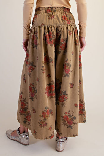 Easel Floral Print Mineral Washed Twill Pants in Olive