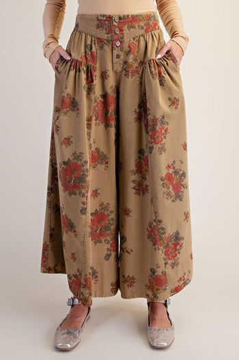 Easel Floral Print Mineral Washed Twill Pants in Olive