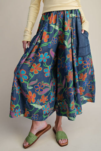 Easel Denim Floral Print Wide Leg Pants in Washed Denim