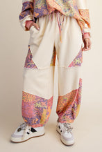 Load image into Gallery viewer, Easel Signature Print Washed Terry Knit Pants in Lime Rose
