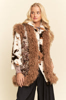 Davi & Dani Floral Jacquard and Faux Fur Trim Vest in Brown