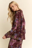 Davi & Dani Floral Print Top and Pants Set in Burgundy