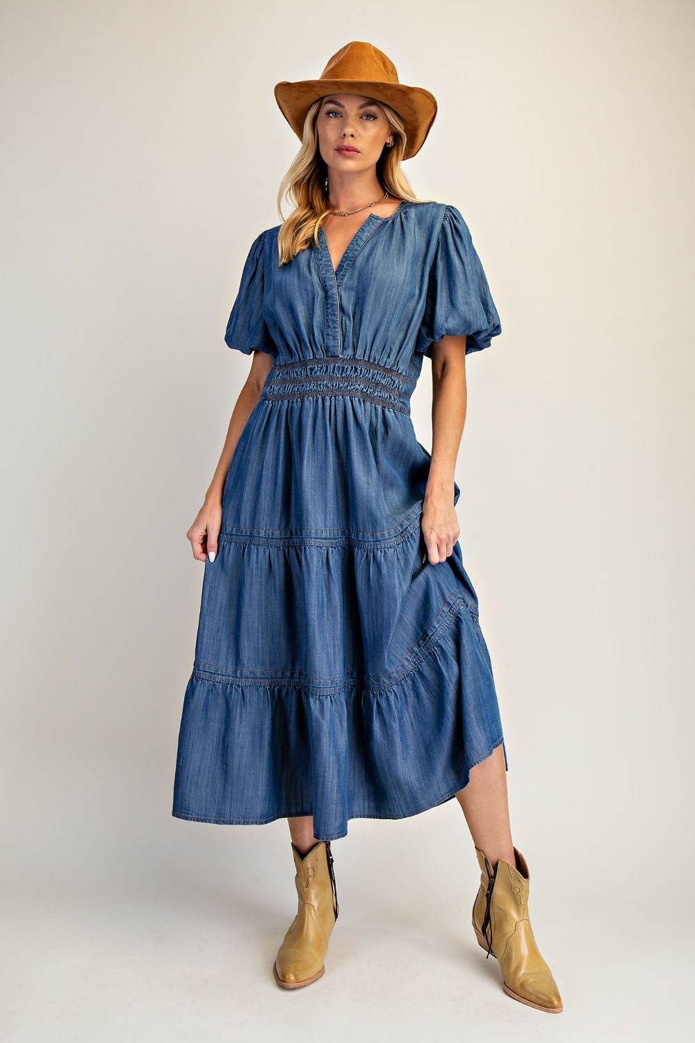 easel denim dress Tiered LoveLindsey 40 Length Easel Denim Midi Dresses for