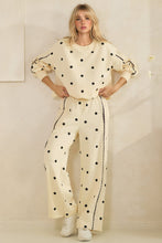 Load image into Gallery viewer, Veveret Charming Polka Dot Lounge Set in Cream/Black
