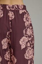 Load image into Gallery viewer, Entro Floral Print Wide Leg Pants in Plum
