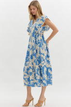 Load image into Gallery viewer, Entro Botanical Floral Print Midi Dress in Blue

