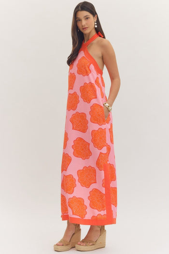 entro Shell Print Halter Neck Maxi Dress in Pink