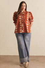 Load image into Gallery viewer, Entro Mixed Print Puff Sleeve Top in Cinnamon
