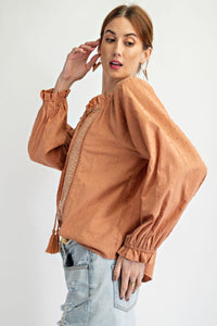 Easel Gauze Top with Contrasting Color Embroidery in Rusty Dusty Shirts & Tops Easel   