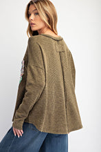 Load image into Gallery viewer, Easel Solid Color Ribbed Knit Top with LOVE Patches on Front in Olive
