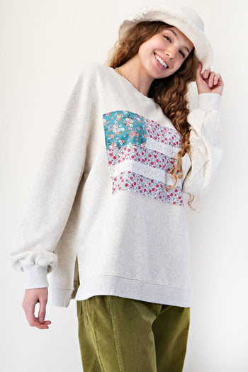Easel Mineral Washed American Flag Patched Top in Lt Heather Grey