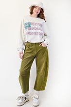 Load image into Gallery viewer, Easel Mineral Washed American Flag Patched Top in Lt Heather Grey
