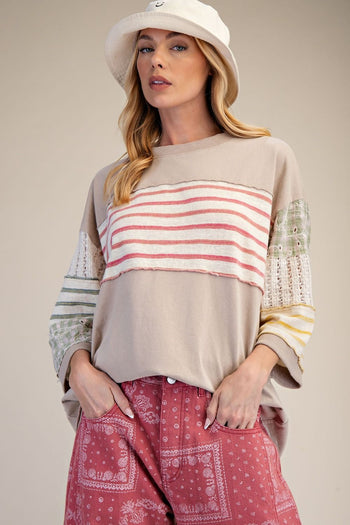 Easel Mixed Print Mineral Washed Boxy Top in Light Mushroom