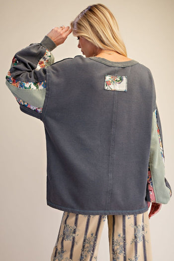 Easel Mix Print Washed Terry Knit Pullover Top in Ash Navy