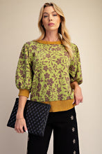 Load image into Gallery viewer, Easel Floral Pattern Washed Top in Matcha Green

