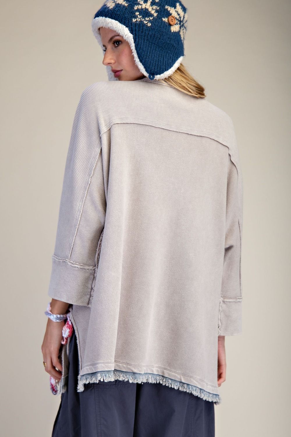 Easel Star patched Waffle Knit Top in Light Ash – June Adel