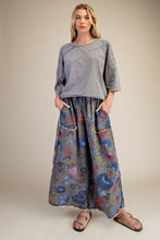 Load image into Gallery viewer, Easel OVERSIZED Mineral Washed Cotton Top in Grey
