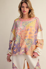 Load image into Gallery viewer, Easel Signature Print Washed Terry Knit Top in Lime Rose

