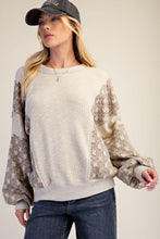 Load image into Gallery viewer, Easel Mix Fabric Pullover Top in Khaki
