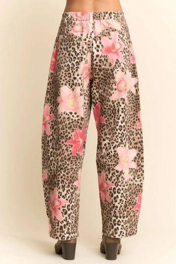 Davi & Dani Leopard and Floral Print Pants in Leopard Floral