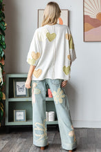 Load image into Gallery viewer, Oli &amp; Hali Mineral Washed Top with Heart Patches in Melange Grey
