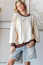 Load image into Gallery viewer, Oli &amp; Hali Color Block Cinched Detailed Top in Cream
