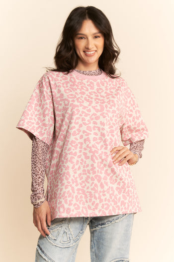 Davi & Dani Leopard Print T-Shirt with Rhinestones in Beige/Pink