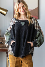 Load image into Gallery viewer, Oli &amp; Hali OVERSIZED Plaid Mix Top in Black
