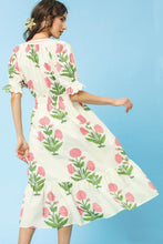 Load image into Gallery viewer, Umgee Bold Floral Print Midi Dress in Cream Mix
