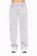 Load image into Gallery viewer, Mono B Vintage Washed Fleece Pants in Fog
