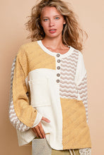 Load image into Gallery viewer, POL OVERSIZED Ribbed Knit and Quilted Top in Cream Multi
