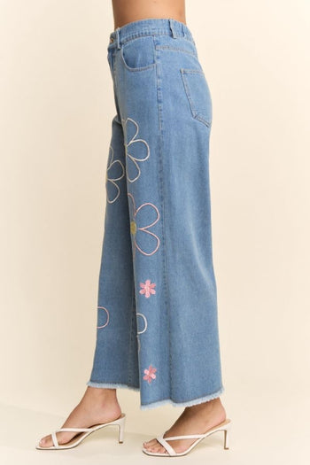 Davi & Dani Denim Cropped Pants with Flower Embroidery in Denim Blue