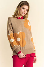 Load image into Gallery viewer, Davi &amp; Dani Large Flower Print Sweater in Beige Orange
