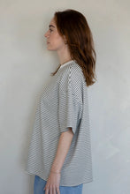 Load image into Gallery viewer, Things Between Denver Top in Ivory
