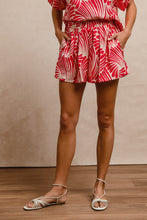 Load image into Gallery viewer, BiBi Two Toned Printed Woven Shorts in Fuchsia
