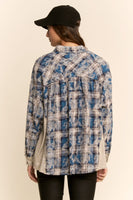 Davi & Dani Air-Sprayed Plaid Pocket Button Front Top in Teal Navy