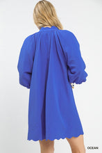 Load image into Gallery viewer, Umgee Textured Pocket Dress in Ocean
