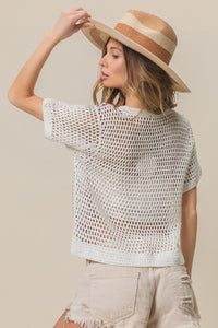 BiBi Open Knit Granny Square Pattern Top in Ivory/Fuchsia