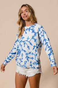 BiBi Knit Sweater Top with Contrasting Color Floral Print in Periwinkle