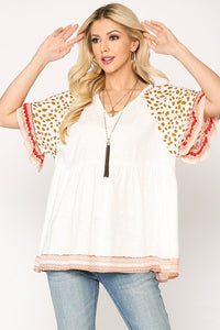 GiGio Off White Top with Animal Print Sleeves Top Gigio   